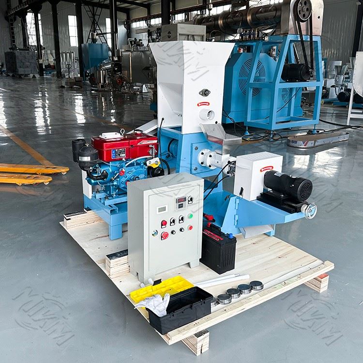 Diesel Dry Type floating fish feed making machine in India suppliers